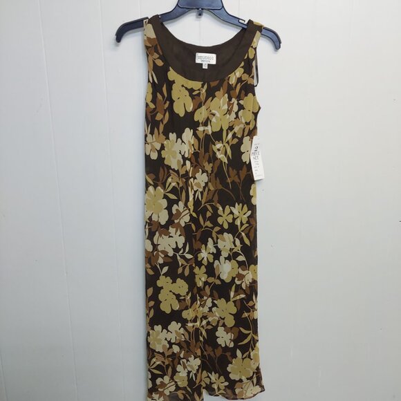 FLORAL TWO PIECE DRESS SET - SIZE 4P - STUDIO I - Picture 5 of 5